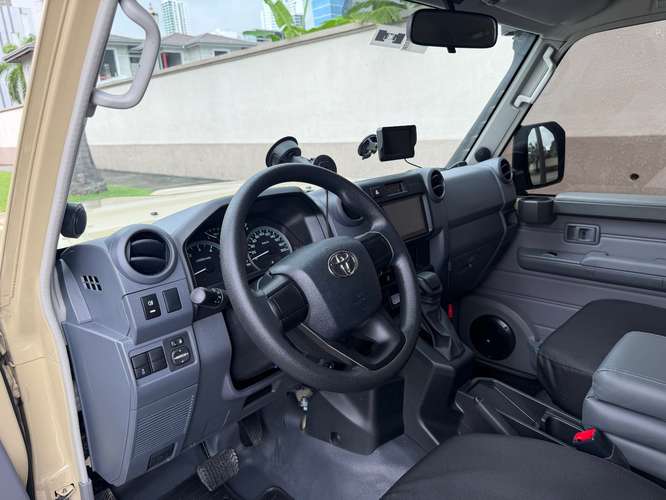 TOYOTA LAND CRUISER SERIE 79  - Imagen 5