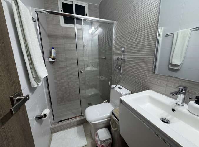 Alquiler de habitaciones en 12 de Octubre (Solo Dama) - Imagen 2
