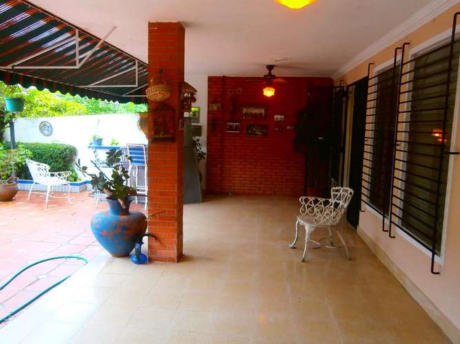 Venta de cómoda y acogedora casa en La Alameda - Betania - Imagen 17