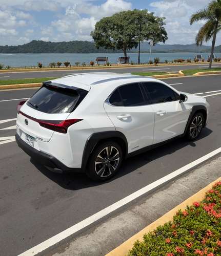 Lexus Ux250h 2020 - Imagen 6