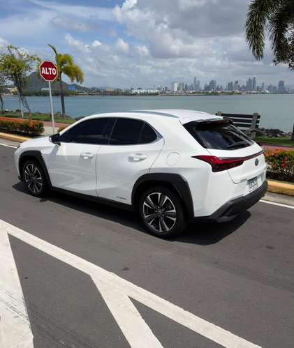 Lexus Ux250h 2020 - Imagen 5