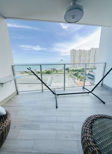 Alquilo Apartamento Amoblado en San Francisco, 120 m², Vista al Mar 2 recamaras, con Cuarto y baño de empleada. - Imagen 5