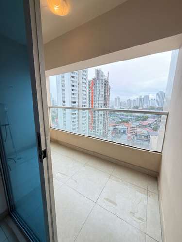 Alquilo apartamento en San Francisco, Linea Blanca, 3 recamaras, Balcón, Área social, 100m2.