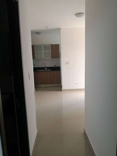 Alquilo apartamento en San Francisco, Linea Blanca, 3 recamaras, Balcón, Área social, 100m2.