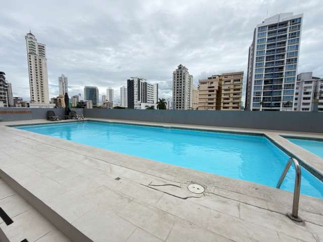 Alquilo apartamento en El Cangrejo, línea blanca, 3 recamaras, con Balco, Cerca de Via Argentina.