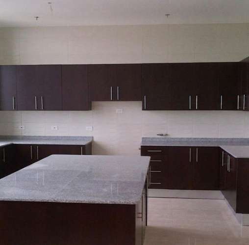 Apartamento en Dos Mares Amplios Espacios Con 4 Recamaras Y 4 Parking