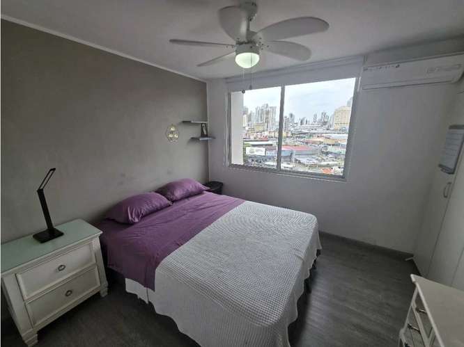 Se Alquila apartamento en Via Porras