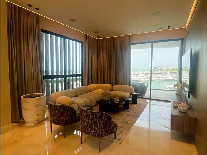 LUXURY RENTAL MARINE VIEW AT PH CASA DEL MAR – OCEAN REEF ISLAND II