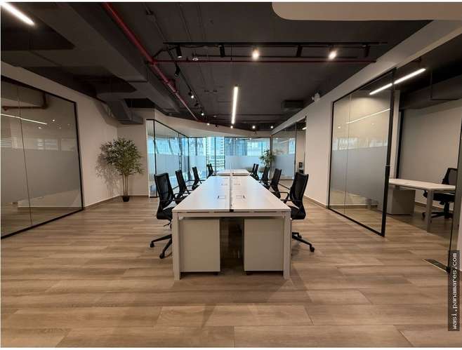 Financial Park Costa Del Este — Oficina en Alquiler - Imagen 2