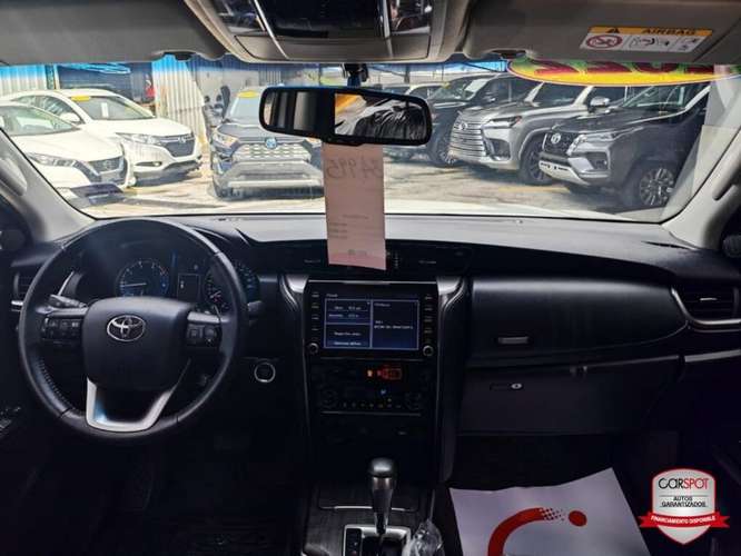Toyota Fortuner SRV 2022 Automática EE5056 - Imagen 7