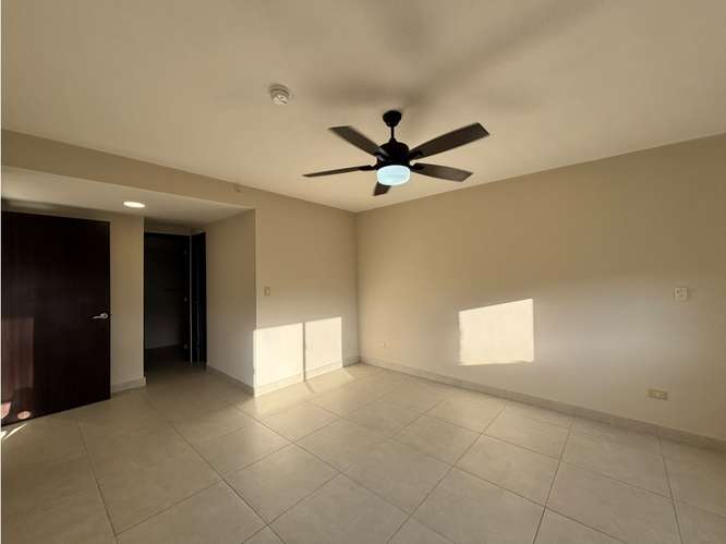 APARTAMENTO EN ALQUILER WOODLANDS MIDRISE PANAMA PACIFICO