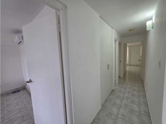Venta de Apartamento en PH Perla del Pacifico, Paitilla