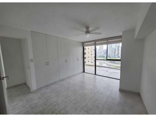 Venta de Apartamento en PH Perla del Pacifico, Paitilla