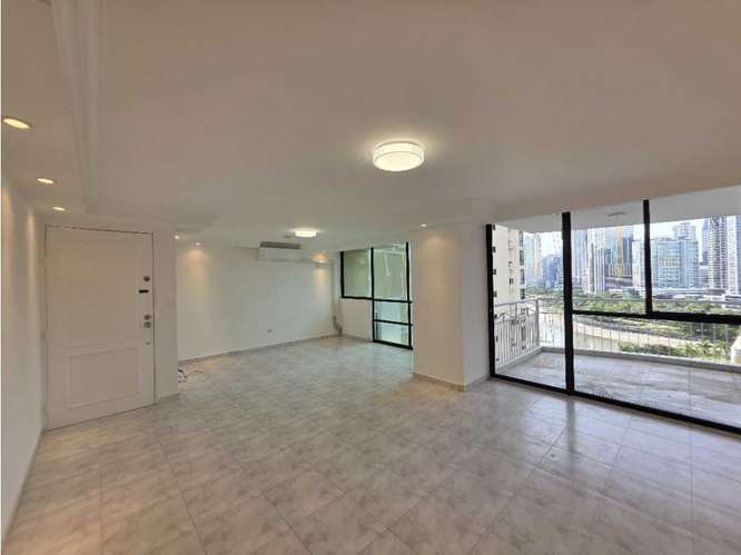 Venta de Apartamento en PH Perla del Pacifico, Paitilla