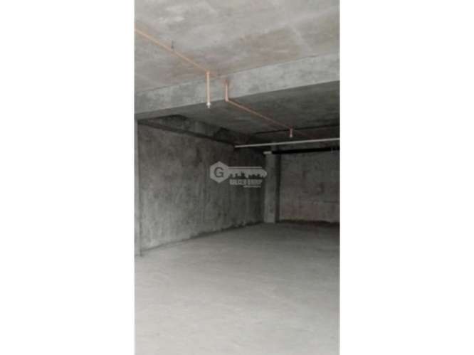 SE ALQUILA LOCAL 142 M2 EN CENTRO COMERCIAL VILLA LUCRE  PISO MEDIO - Imagen 17