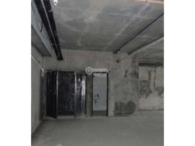 SE ALQUILA LOCAL 139 M2 EN CENTRO COMERCIAL VILLA LUCRE SOBRE VIA - Imagen 13