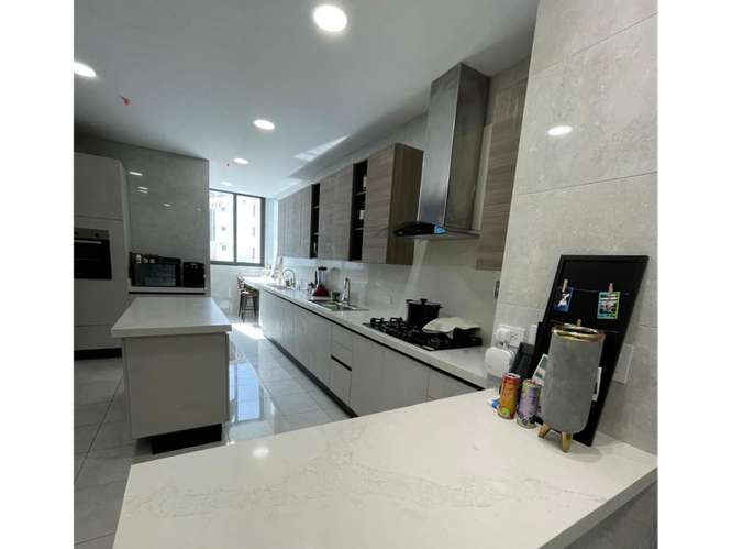 PUNTA PAITILLA / PH OCEAN FRONT / 320 M2 / 3 HABITACION / 2 PARKING