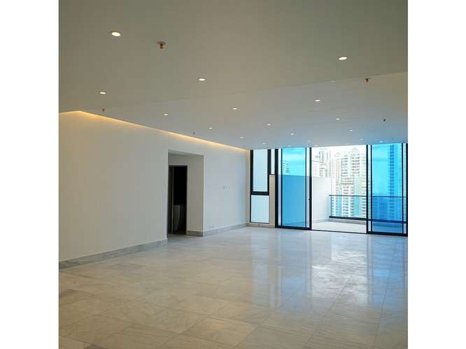 PUNTA PAITILLA / PH OCEAN FRONT / 320 M2 / 3 HABITACION / 2 PARKING