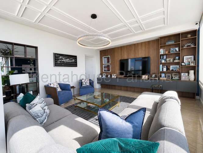 Apartamento en Venta en Costa del Este.
