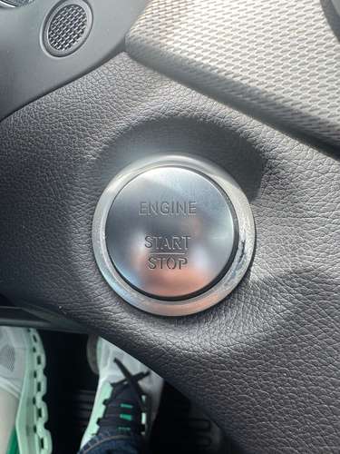 MERCEDES BENZ GLA200