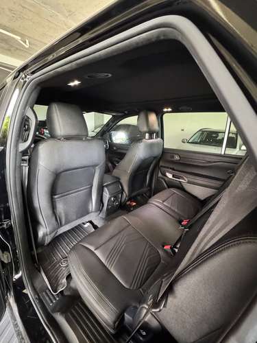 Ford Everest Titanium (como nueva) 