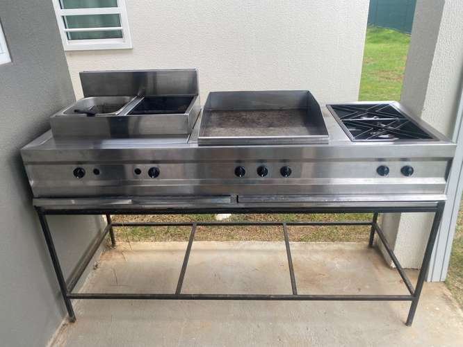 Estufa para negocio de fondo venta de comida en casa  - Imagen 3