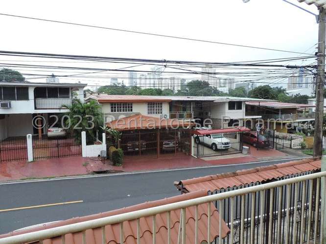 Venta casa duplex en La Locería, Panamá - patio trasero y garage | uVIK-25-1307