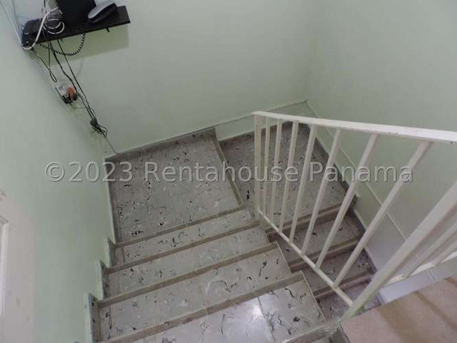Venta casa duplex en La Locería, Panamá - patio trasero y garage | uVIK-25-1307