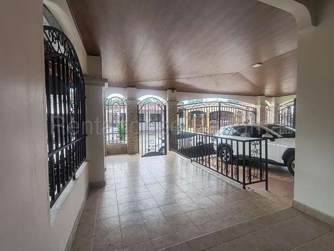 VENDO Casa Amplia en Brisas del Golf Occidente. 262m2 MAG