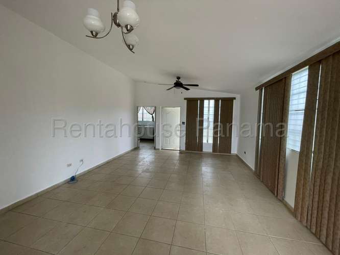 VENDO Casa Amplia en Brisas del Golf Occidente. 262m2 MAG