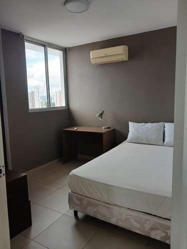 Alquilo apartamento en Via Brasil, Obarrio, amoblado, 2 recamaras, 90m2, area social, muy céntrico.