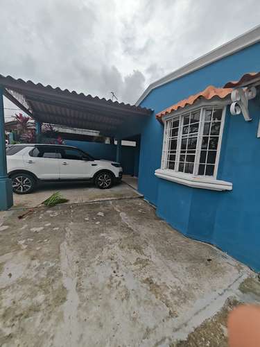 Se vende casa en residencial La Reina
