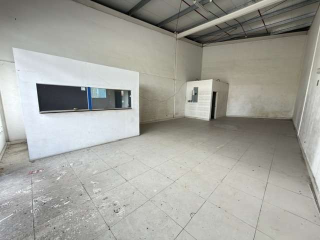 Alquilo local comercial en Las Mañanitas, 100m2, Ave principal, Carretera Interamericana, muchos puestos de visita. - Imagen 5
