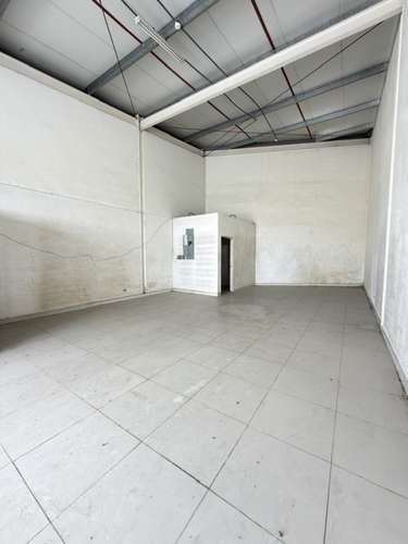 Alquilo local comercial en Las Mañanitas, 100m2, Ave principal, Carretera Interamericana, muchos puestos de visita. - Imagen 2