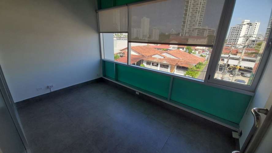 Gran Plaza. Oficina 97mts 2b 3est $1750.00 