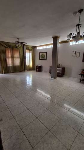 La Loma. 421mts 3r 2.5b Terraza den $320,000.00NEG