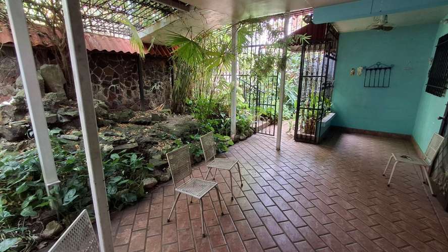 La Loma. 421mts 3r 2.5b Terraza den $320,000.00NEG