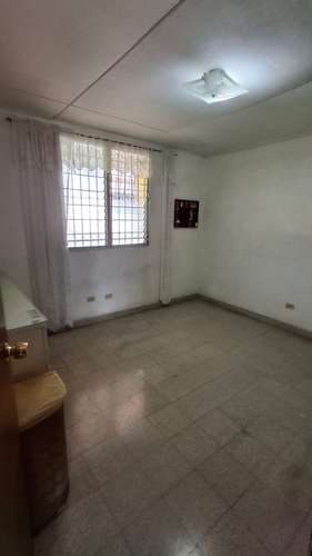 La Loma. 421mts 3r 2.5b Terraza den $320,000.00NEG