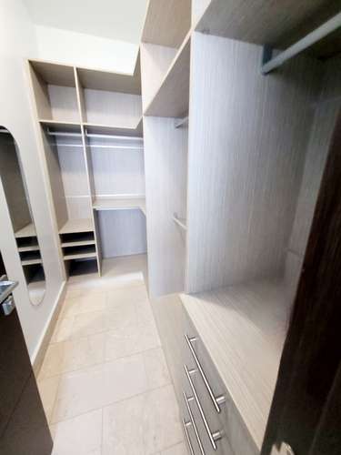 Se Alquila Apto en Grand Tower modelo H - Imagen 7