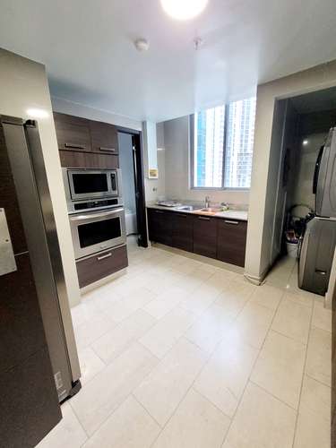 Se Alquila Apto en Grand Tower modelo H - Imagen 17