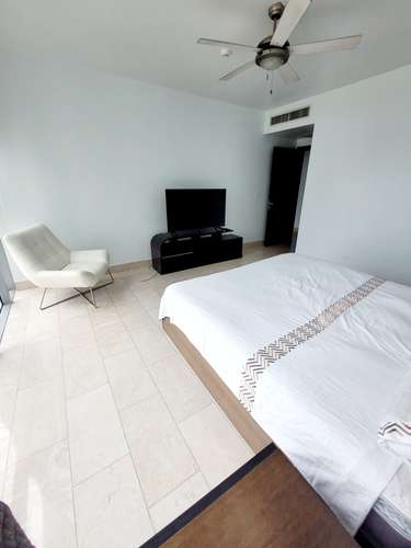 Se Alquila Apto en Grand Tower modelo H - Imagen 8