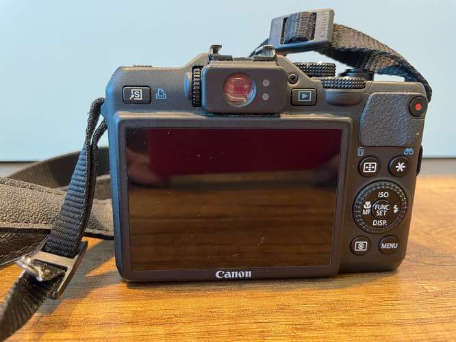 VENDO CÁMARA CANON POWERSHOT G15 – $375
