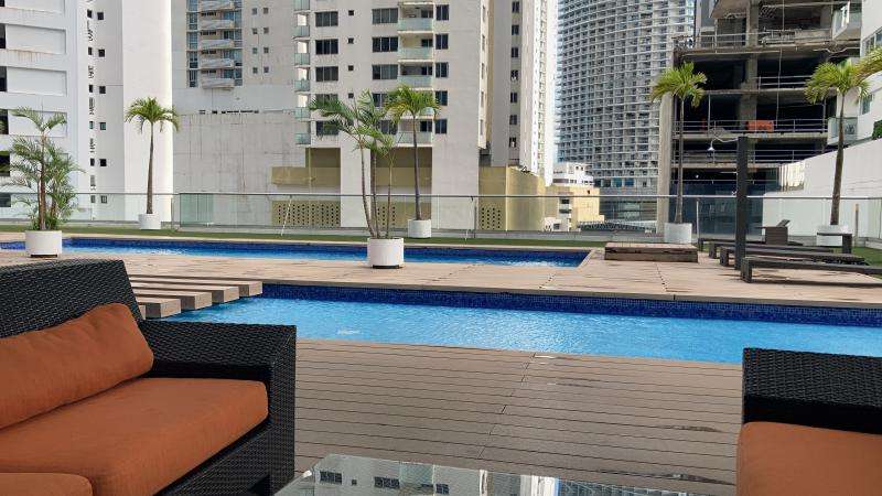 Alquiler de Apartamento Tipo Estudio Amoblad - PH Colores de Bella Vista. Negociable