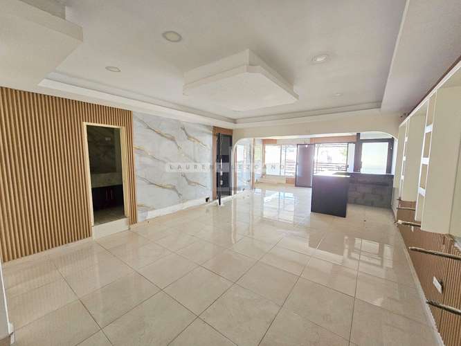 VENTA DE CASA DUPLEX EN CHANIS MUY CERCA DORADITOS. HAGA UNA OFERTA - Imagen 10