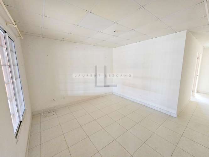 Venta Casa Unifamiliar en Paseo Montelimar en Calle Privada. Haga una oferta