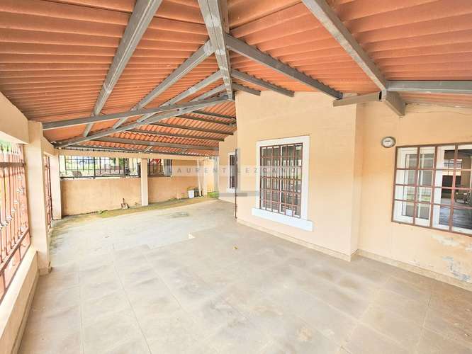 Venta Casa Unifamiliar en Paseo Montelimar en Calle Privada. Haga una oferta