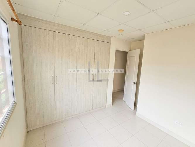 Venta Casa Unifamiliar en Paseo Montelimar en Calle Privada. Haga una oferta