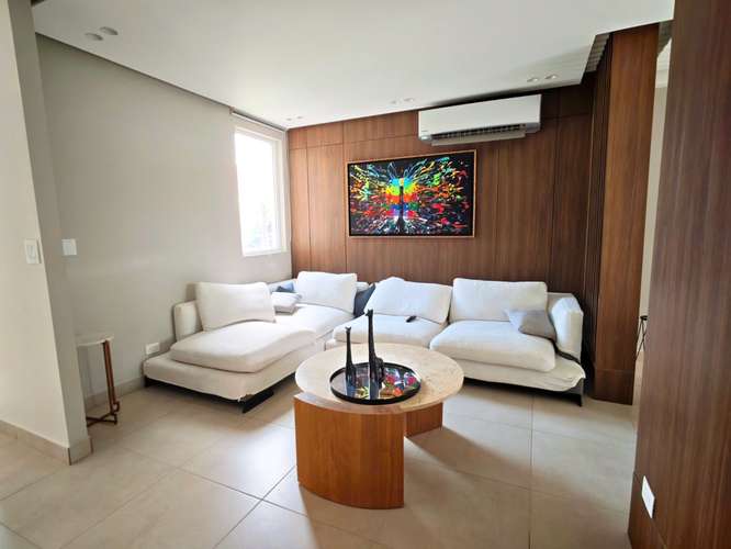 Se Vende Casa en Woodland/– Bosques del Pacific