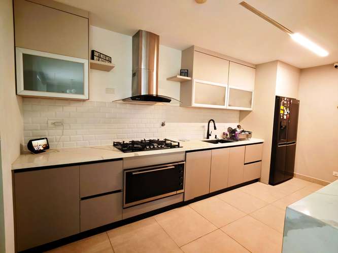 Se Vende Casa en Woodland/– Bosques del Pacific