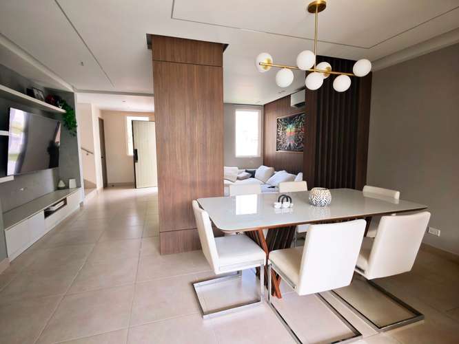 Se Vende Casa en Woodland/– Bosques del Pacific